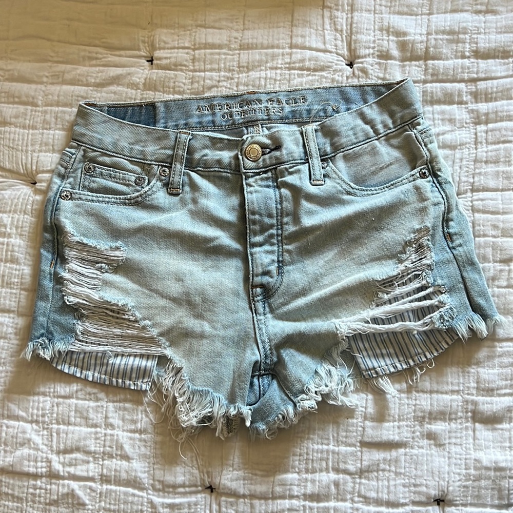 Distressed American eagle shorts